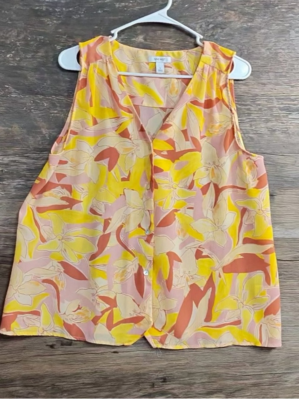 Nine West Yellow Pink Floral V-Neck Sleeveless Tank